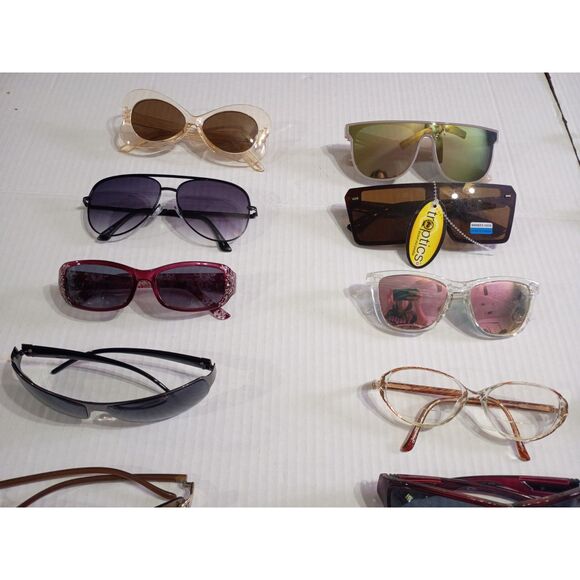 40 Pairs Various Brands, Colors and Styles Bulk Lot of Eyeglasses Sunglasses - Picture 3 of 5